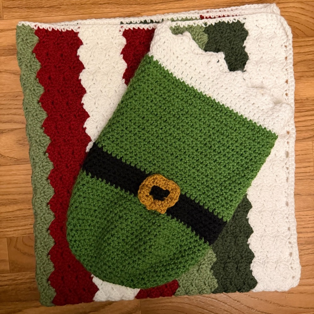 ⭐️2/$12 Crochet Elf Sleep Sack Newborn Photo Prop & Christmas Baby Blanket